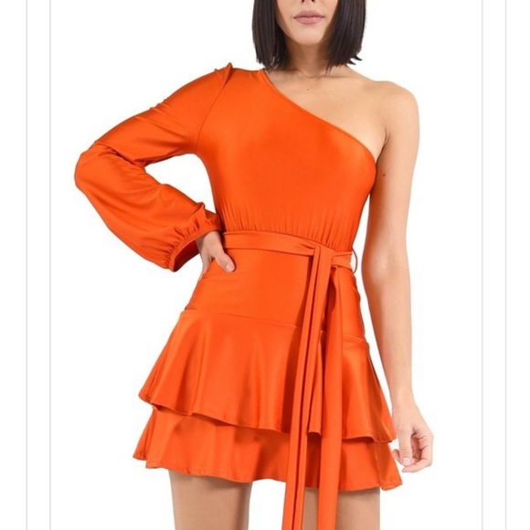 PARTY GIRL! - Picture 5 of 5